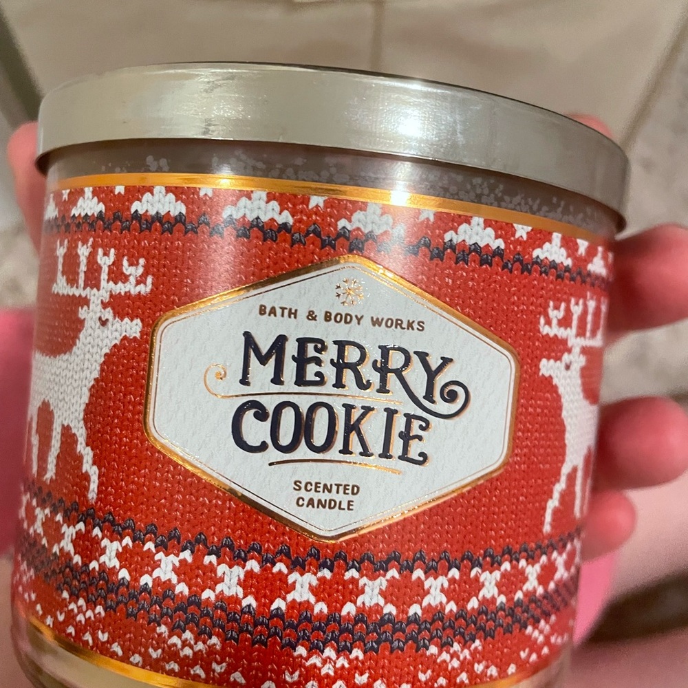 Bath & body merry cookie